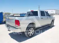 2016 RAM 2500 фото
