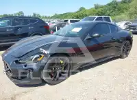 2016 Maserati GRANTURISMO фото