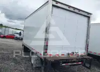 2016 Isuzu NPR фото