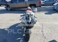 2016 Yamaha YZF-R6 фото