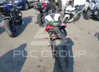 2016 Yamaha YZFR1 фото