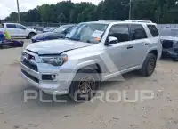 2016 Toyota 4 RUNNER photo