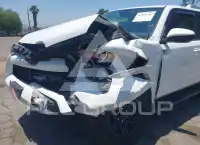 2016 Toyota 4 RUNNER фото