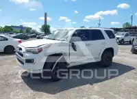 2016 Toyota 4 RUNNER photo