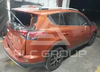 2016 Toyota RAV4 фото