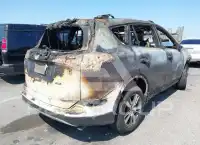 2016 Toyota RAV4 фото
