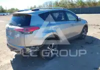 2016 Toyota RAV4 фото