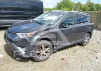 2016 Toyota RAV4 photo