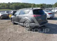 2016 Toyota RAV4 photo