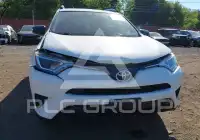 2016 Toyota RAV4 фото