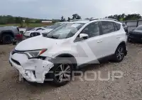 2016 Toyota RAV4 фото
