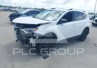 2016 Toyota RAV4 фото
