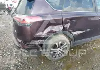 2016 Toyota RAV4 фото