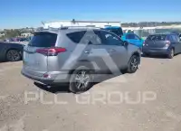 2016 Toyota RAV4 photo