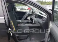 2016 Toyota RAV4 photo