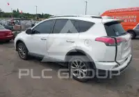 2016 Toyota RAV4 фото
