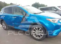 2016 Toyota RAV4 photo