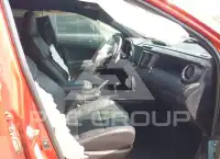 2016 Toyota RAV4 фото