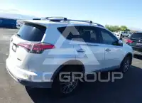 2016 Toyota RAV4 photo