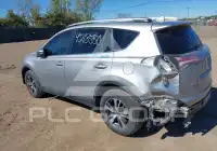 2016 Toyota RAV4 фото