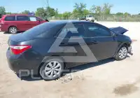 2016 Toyota COROLLA фото
