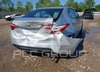 2016 Toyota COROLLA фото