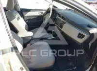 2016 Toyota COROLLA фото