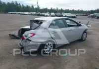 2016 Toyota COROLLA фото