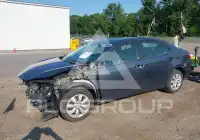 2016 Toyota COROLLA фото
