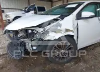 2016 Toyota COROLLA фото