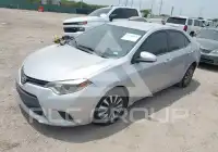 2016 Toyota COROLLA фото