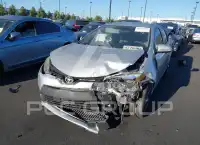 2016 Toyota COROLLA фото