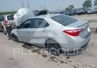 2016 Toyota COROLLA фото