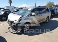 2016 Toyota SIENNA фото