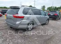 2016 Toyota SIENNA фото