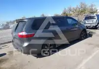 2016 Toyota SIENNA фото
