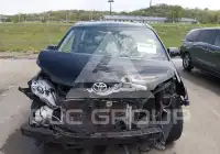 2016 Toyota SIENNA фото