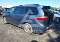 2016 Toyota SIENNA фото