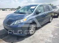 2016 Toyota SIENNA фото