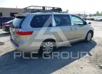 2016 Toyota SIENNA фото