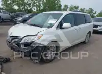 2016 Toyota SIENNA фото