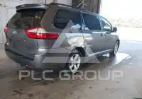 2016 Toyota SIENNA фото
