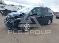 2016 Toyota SIENNA фото