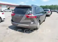 2016 Toyota SIENNA фото