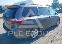 2016 Toyota SIENNA фото
