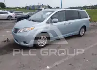 2016 Toyota SIENNA фото