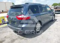 2016 Toyota SIENNA фото