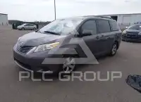 2016 Toyota SIENNA фото