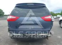 2016 Toyota SIENNA фото