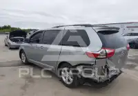 2016 Toyota SIENNA фото
